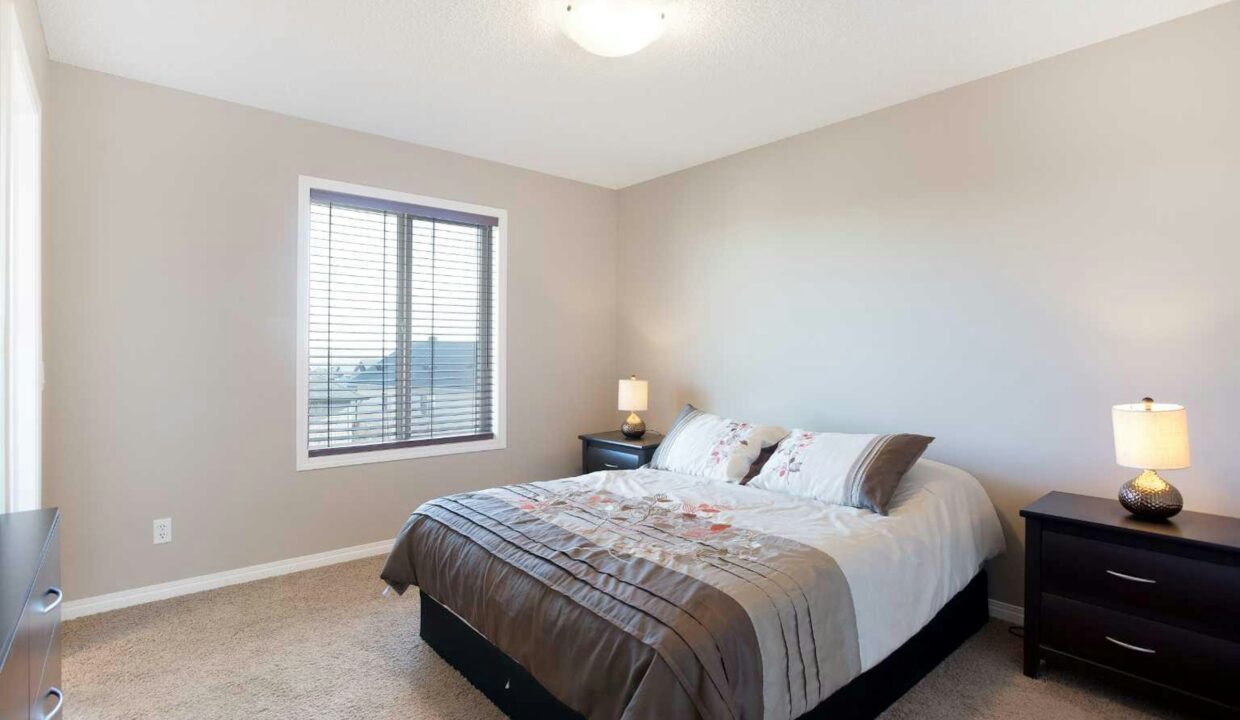 00_A2267395_7ad2c5b67d45bdc2c7687ac528b9d8ab